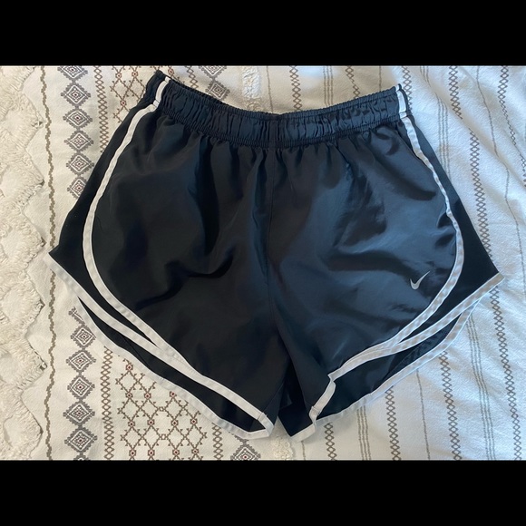 Nike Pants - Nike Tempo Shorts
